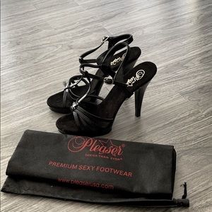 Pleaser black strappy heels BRAND NEW!